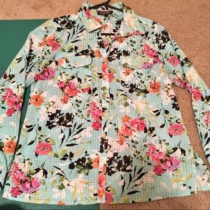 *DONATED Notations Floral Buttondown